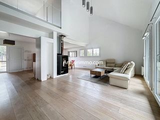  Maison � vendre 8 pi�ces 182 m�