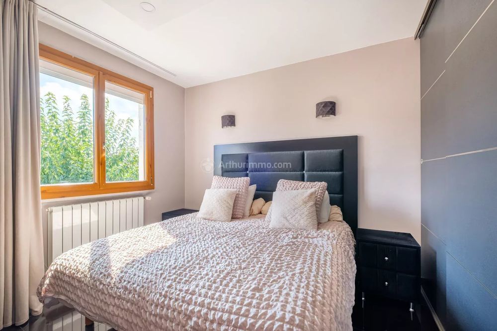 � vendre  Maison Villeurbanne (69100)