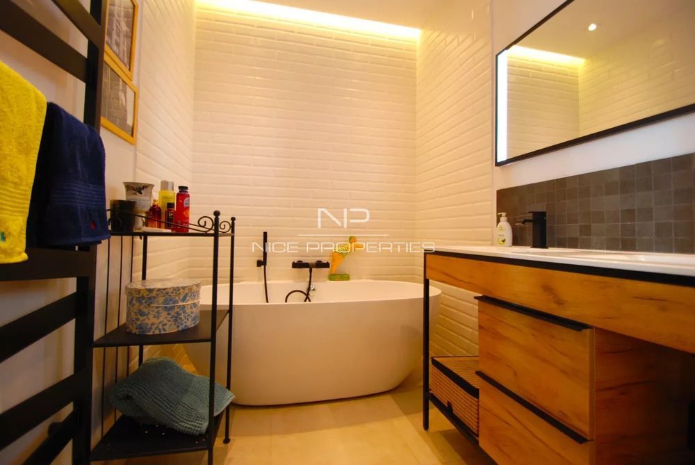 � vendre  Appartement Beaulieu-sur-Mer (06310)