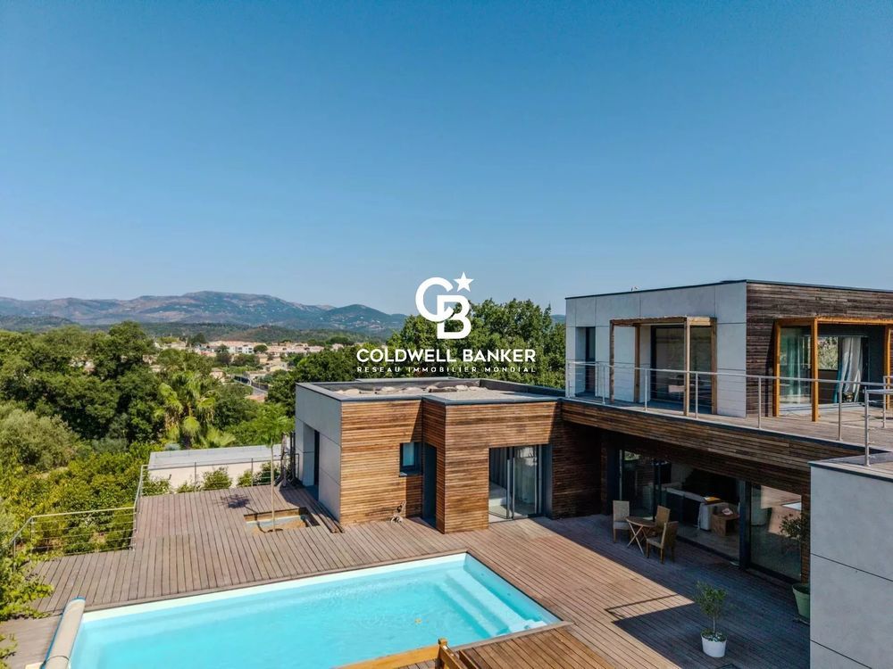 � vendre  Maison Cogolin (83310)