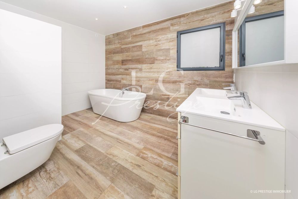 � vendre  Maison Les Adrets-de-l'Est�rel (83600)