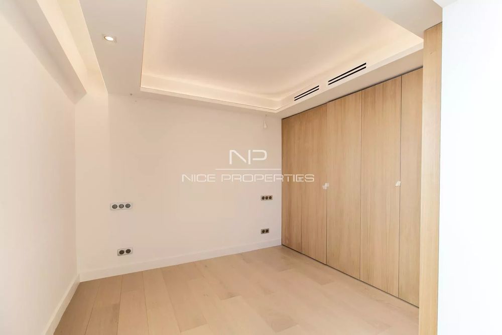 � vendre  Appartement Roquebrune-Cap-Martin (06190)