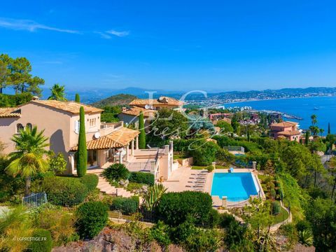   SUPERBE VILLA PROVENCALE AVEC VUE MER PANORAMIQUE Maison - 7 pi�ce(s) - 200 m�