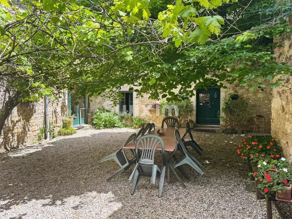 � vendre  Maison Sauzet (26740)