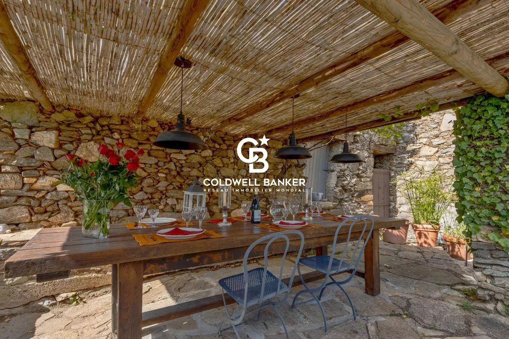 � vendre  Villa La Garde-Freinet (83680)