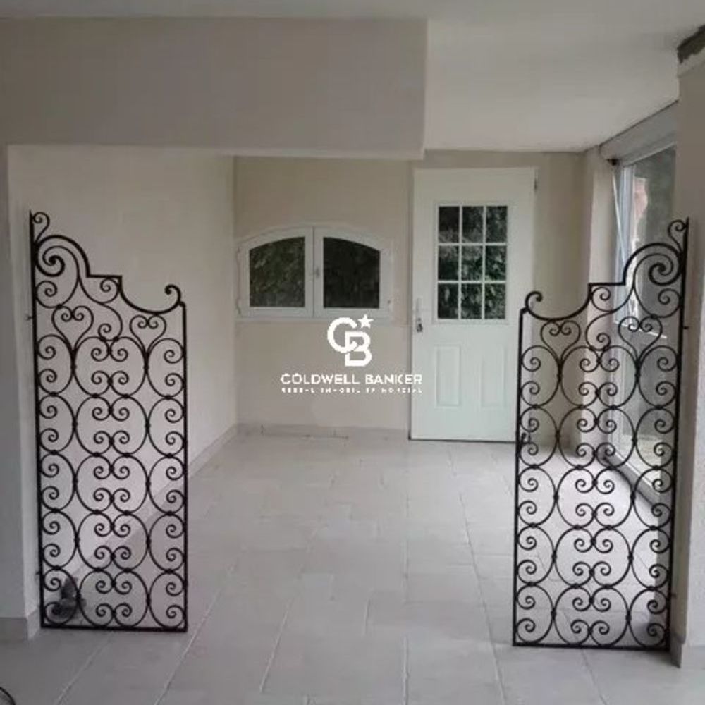 � vendre  Maison Saint-Paul (06570)