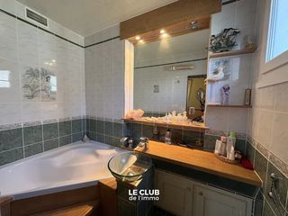  Maison � vendre 9 pi�ces 200 m�