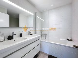  Appartement � vendre 3 pi�ces 73 m�