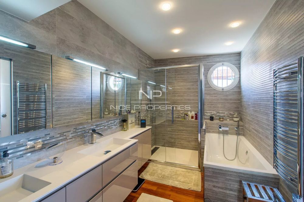 � vendre  Villa Nice (06200)