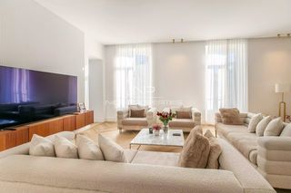  Appartement � vendre 4 pi�ces 166 m�