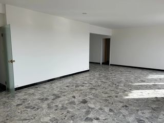  Appartement � louer 5 pi�ces 160 m�