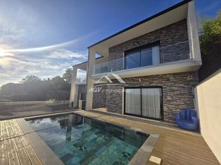  Maison � vendre 5 pi�ces 150 m�