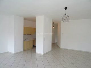  Appartement � louer 4 pi�ces 108 m�