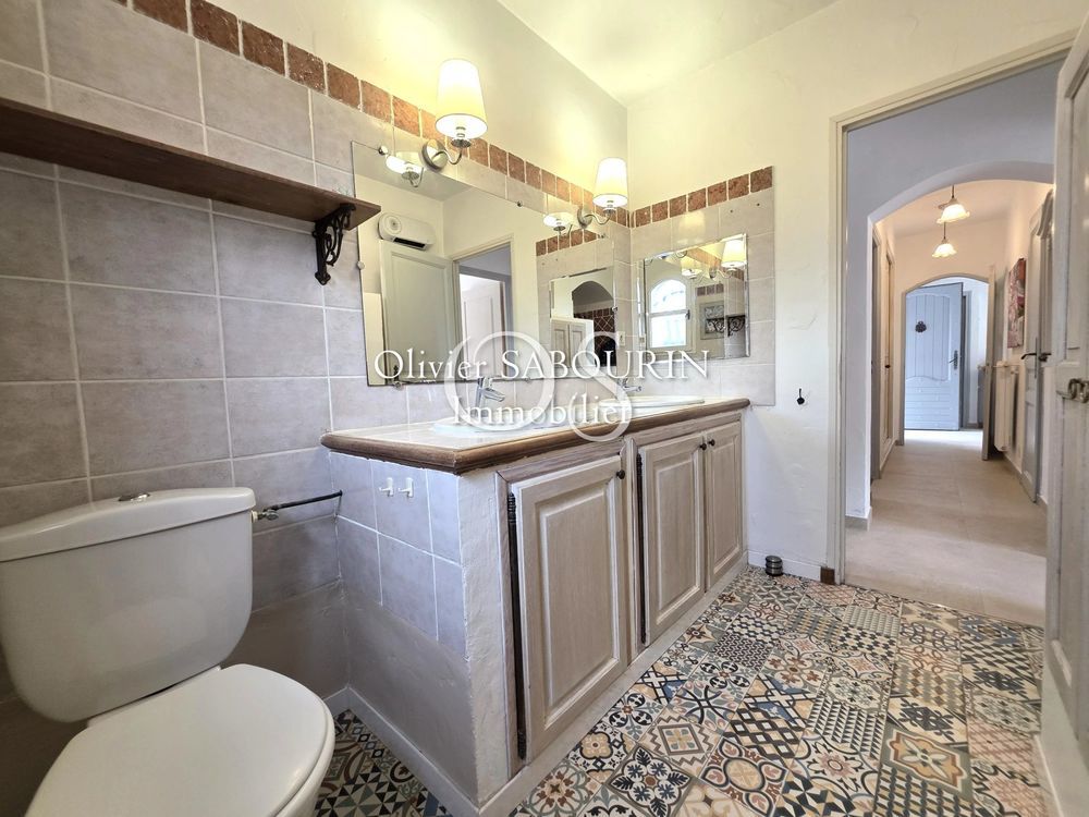 � vendre  Maison Roquebrune-sur-Argens (83520)