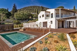  Villa � vendre 9 pi�ces 258 m�