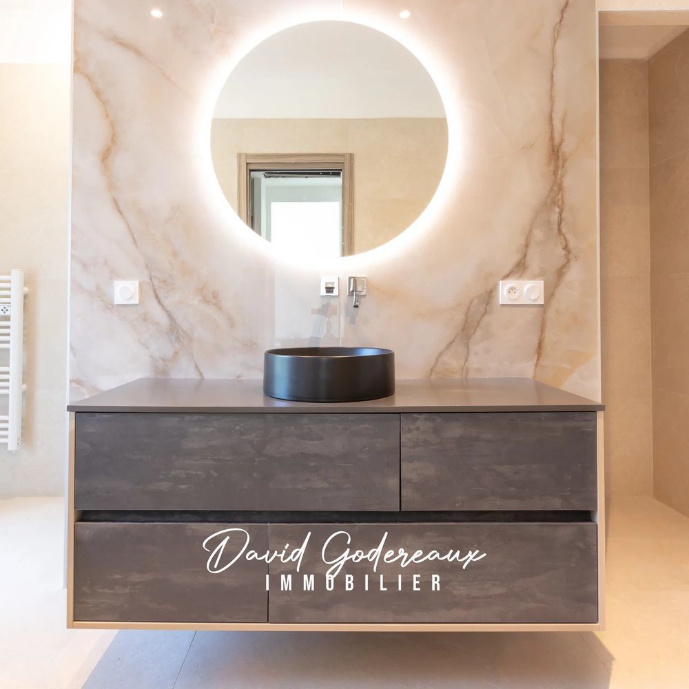 � vendre  Villa Saint-Rapha�l (83700)