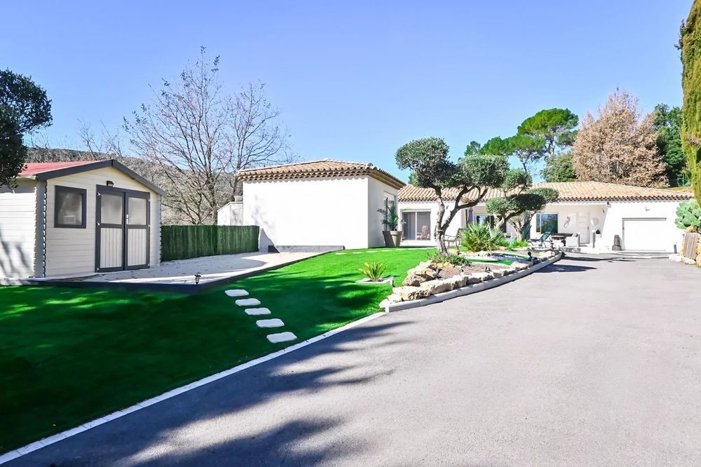 � vendre  Maison Le Cannet-des-Maures (83340)