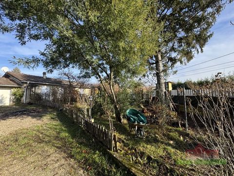   MONSTEROUX-MILIEU, Villa de plain pied T5 de 140m� avec un terra Maison - 5 pi�ce(s) - 142 m�