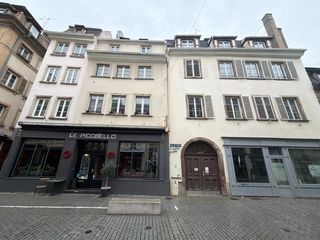  Immeuble � vendre 15 + pi�ces 1205 m�