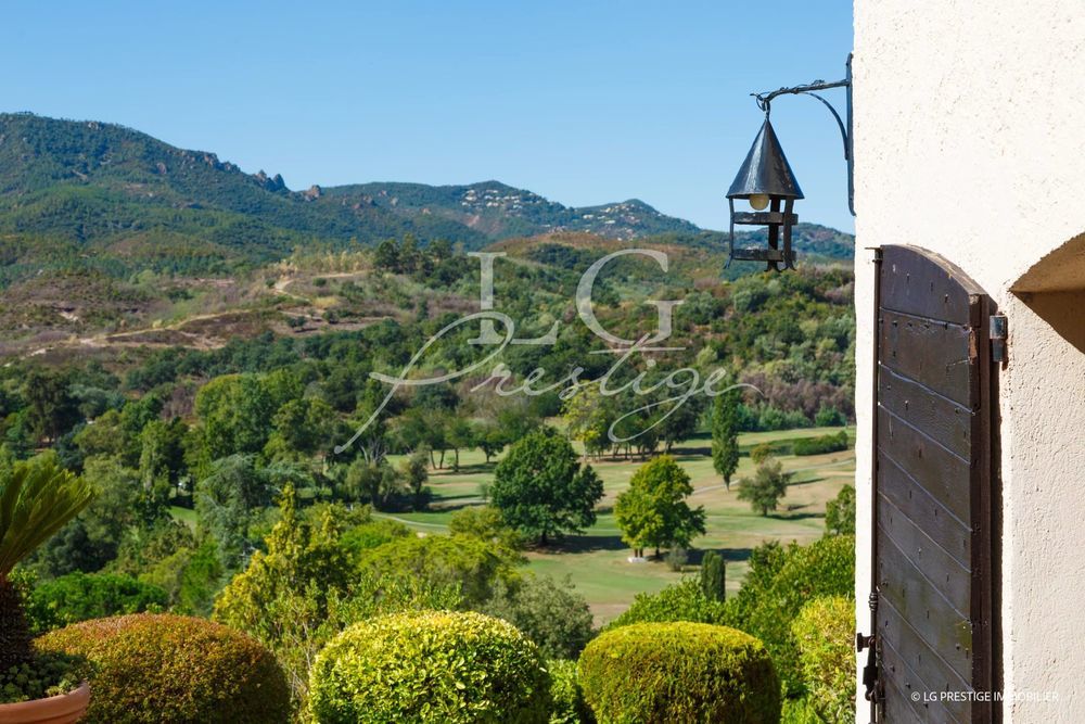 � vendre  Maison Mandelieu-la-Napoule (06210)