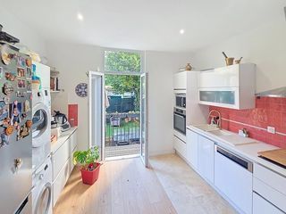  Appartement � vendre 3 pi�ces 63 m�