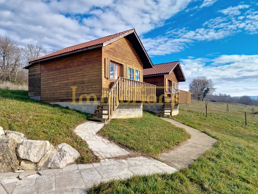 � vendre  Maison Montmiral (26750)