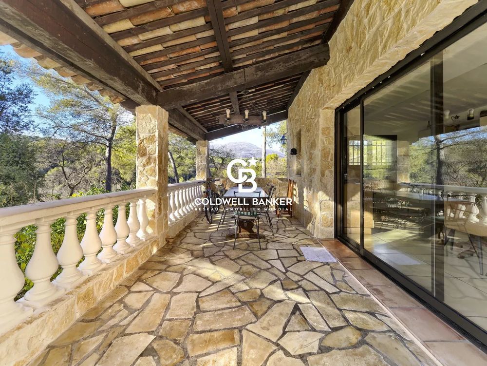 � vendre  Villa La Colle-sur-Loup (06480)