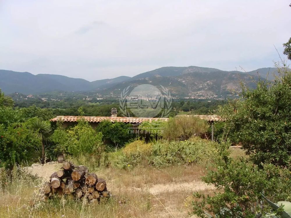 � vendre  Maison Le Plan-de-la-Tour (83120)