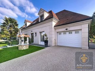  Villa � vendre 7 pi�ces 147 m�