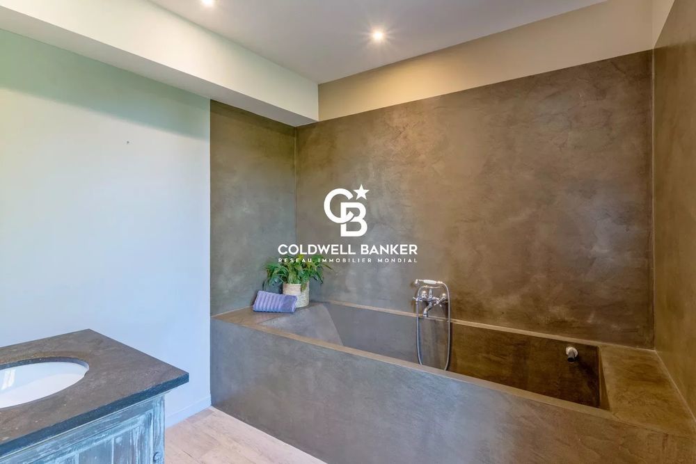 � vendre  Villa La Garde-Freinet (83680)