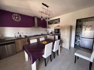  Maison � vendre 7 pi�ces 247 m�