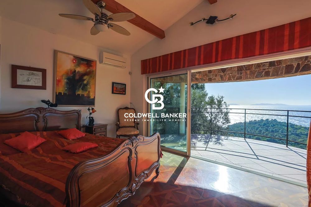 � vendre  Maison Rayol-Canadel-sur-Mer (83820)