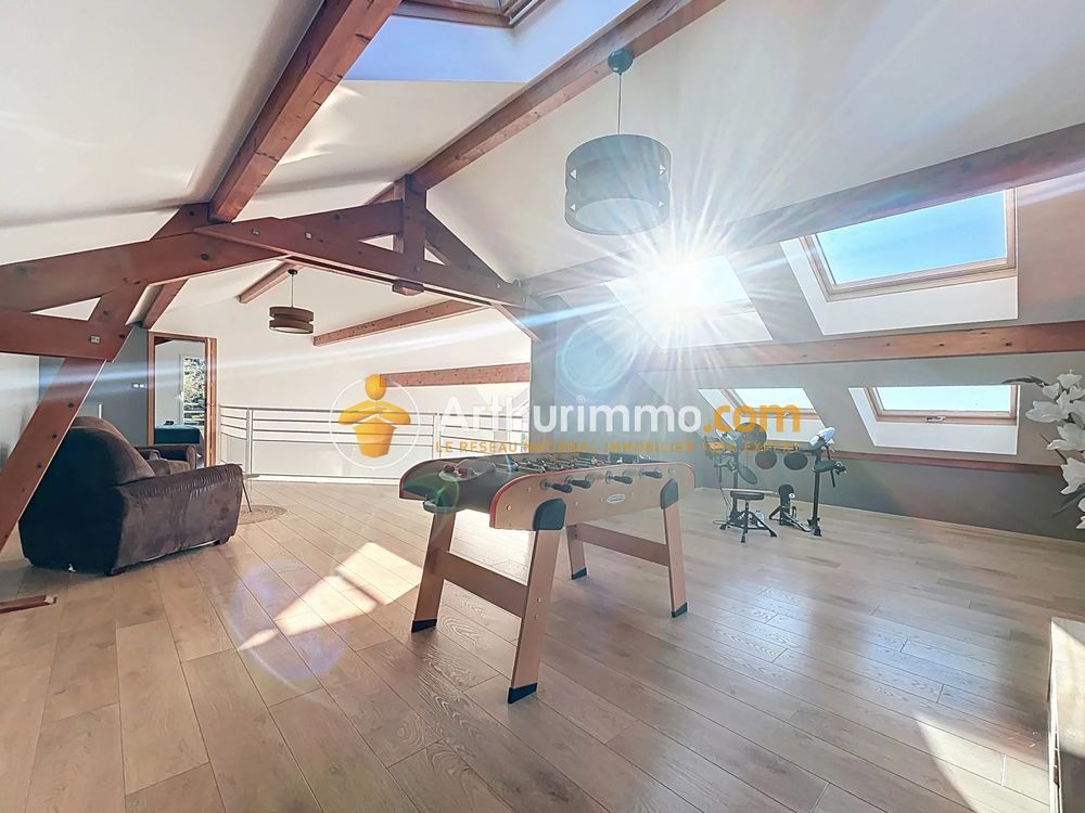 � vendre  Maison Bourgoin-Jallieu (38300)