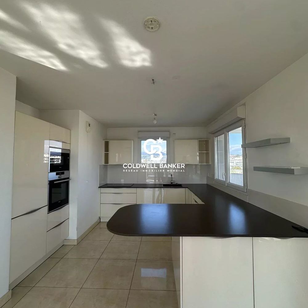 � vendre  Appartement Cagnes-sur-Mer (06800)