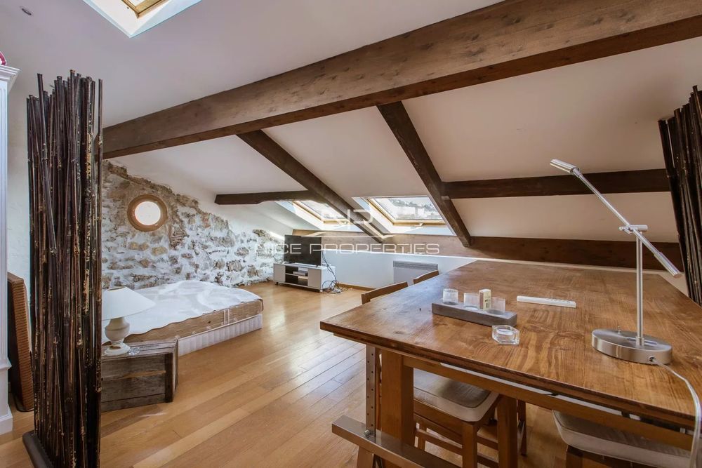 � vendre  Appartement Villefranche-sur-Mer (06230)