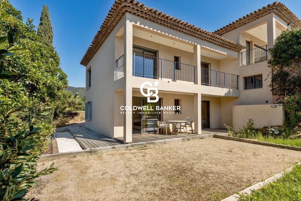 � vendre  Maison Rayol-Canadel-sur-Mer (83820)