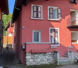  Immeuble � vendre 12 pi�ces 240 m�