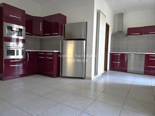  Maison � vendre 6 pi�ces 209 m�