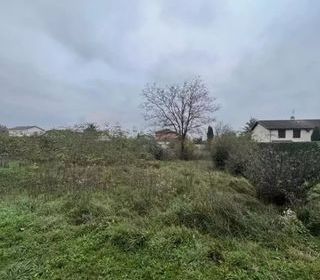  Terrain � vendre 5 pi�ces 660 m�