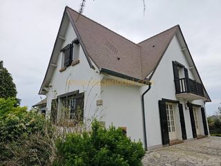  Maison � vendre 8 pi�ces 319 m�