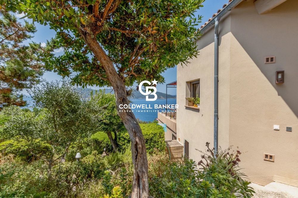 � vendre  Maison Hy�res (83400)