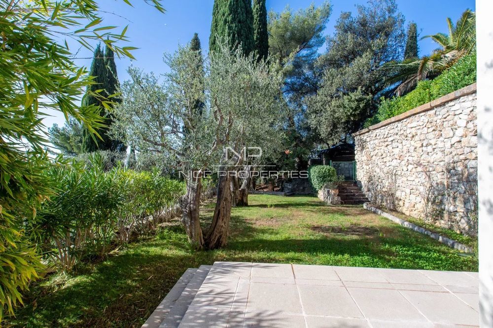 � vendre  Villa Nice (06100)