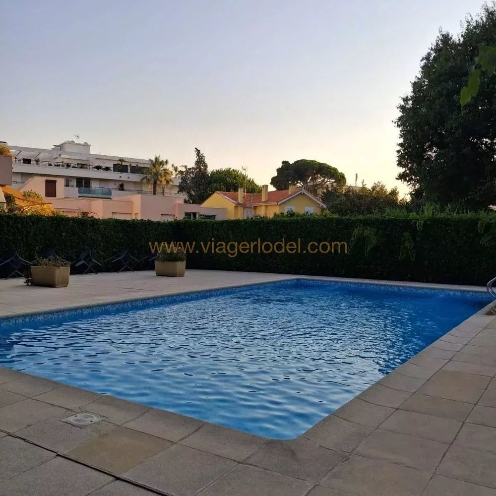 � vendre  Appartement Antibes (06600)
