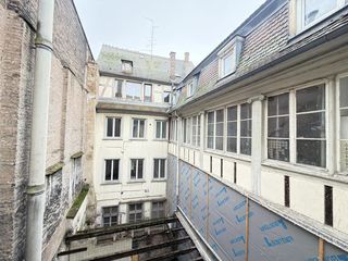  Immeuble � vendre 15 + pi�ces 1205 m�