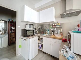  Immeuble � vendre 181 m�