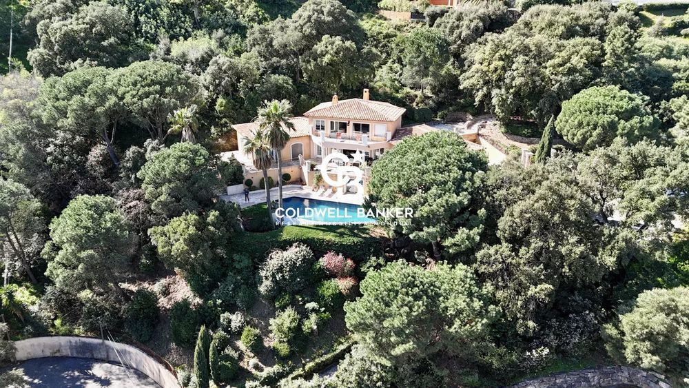 � vendre  Maison Cavalaire-sur-Mer (83240)