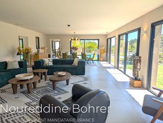  Maison � vendre 7 pi�ces 260 m�