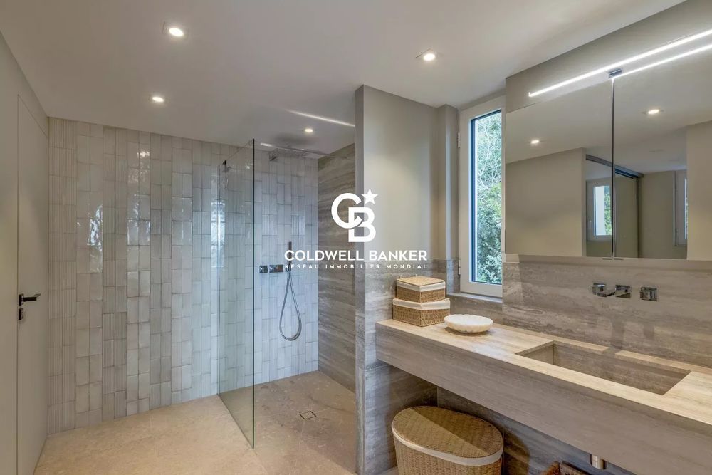 � vendre  Villa La Croix-Valmer (83420)