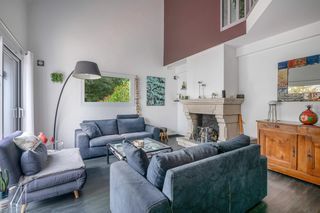  Villa � vendre 8 pi�ces 200 m�