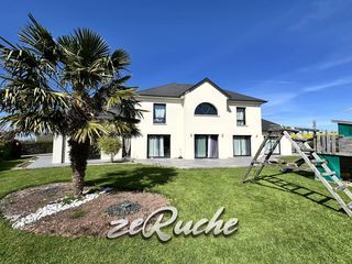  Maison � vendre 8 pi�ces 256 m�